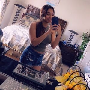 Meet your Posher, Nicole